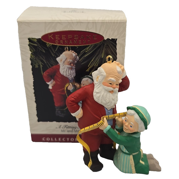 Hallmark Keepsake 1993 Christmas Ornament "A Fitting Moment" 8th in Series U328 - Picture 1 of 6